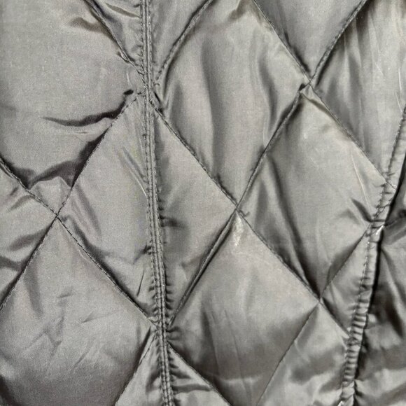 London Fog Down Feathers Coat Women Medium Quilted Puffer Classic Gothic *flaw* - Picture 11 of 15